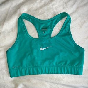 Nike Pro sports bra